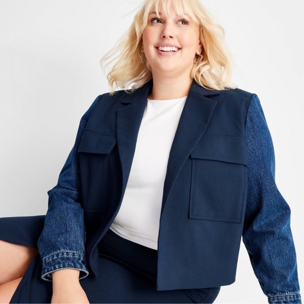 Women's Contrasting Denim Cropped Blazer - Future Collective Navy Blue 2X